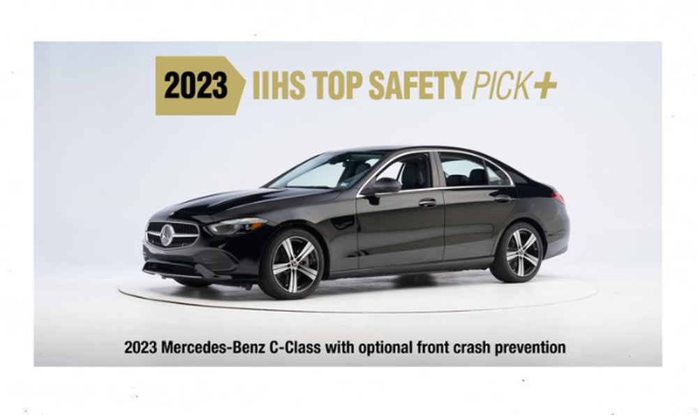 Mercedes-Benz C-Class 2023 nhận xếp hạng an toàn cao nhất của IIHS