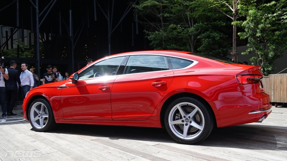 chi tiet audi a5 sportback vua duoc ra mat tai viet nam
