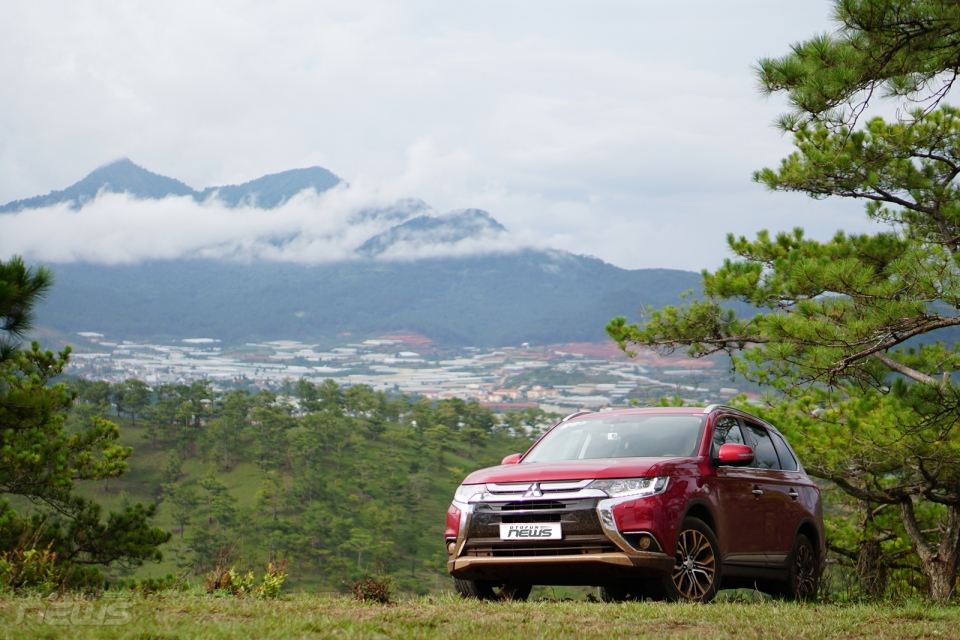 Trải nghiệm Mitsubishi Outlander 2018: Ưu thế từ sự linh hoạt trai nghiem mitsubishi outlander 2018 uu the tu su linh hoat