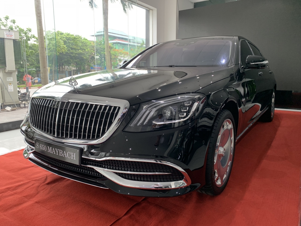 mercedes maybach s650 2019 dau tien tai viet nam den tay khach hang