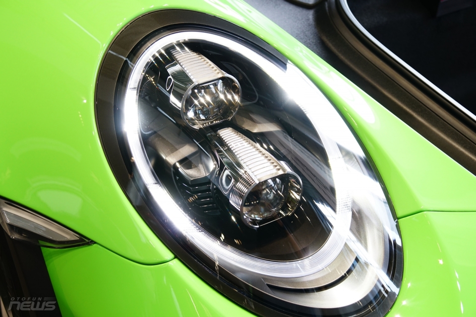14 ty dong cho sieu pham than lan xanh porsche 911 gt3 rs 2019