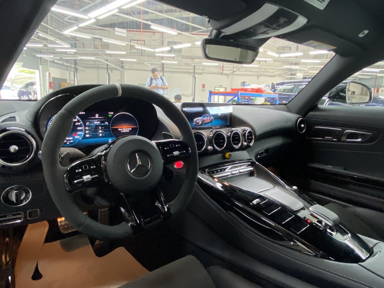 mercedes amg gt r manh thu co gia chi 116 ty dong