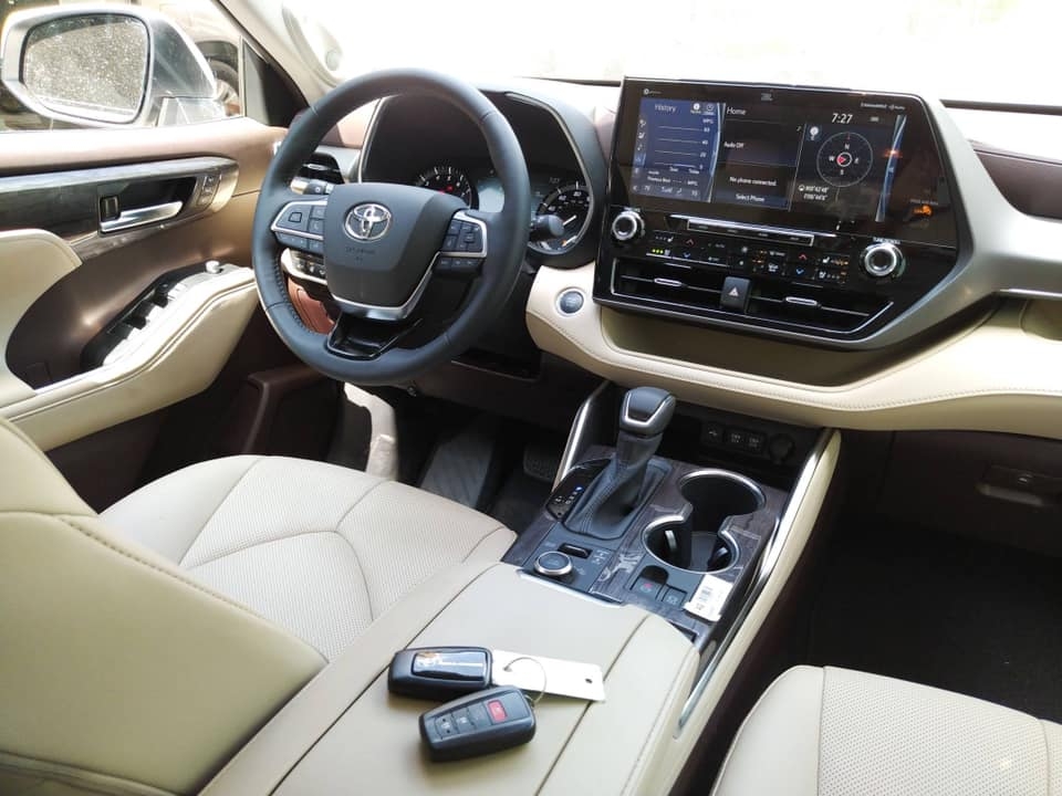 can canh toyota highlander limited 2020 dau tien den viet nam