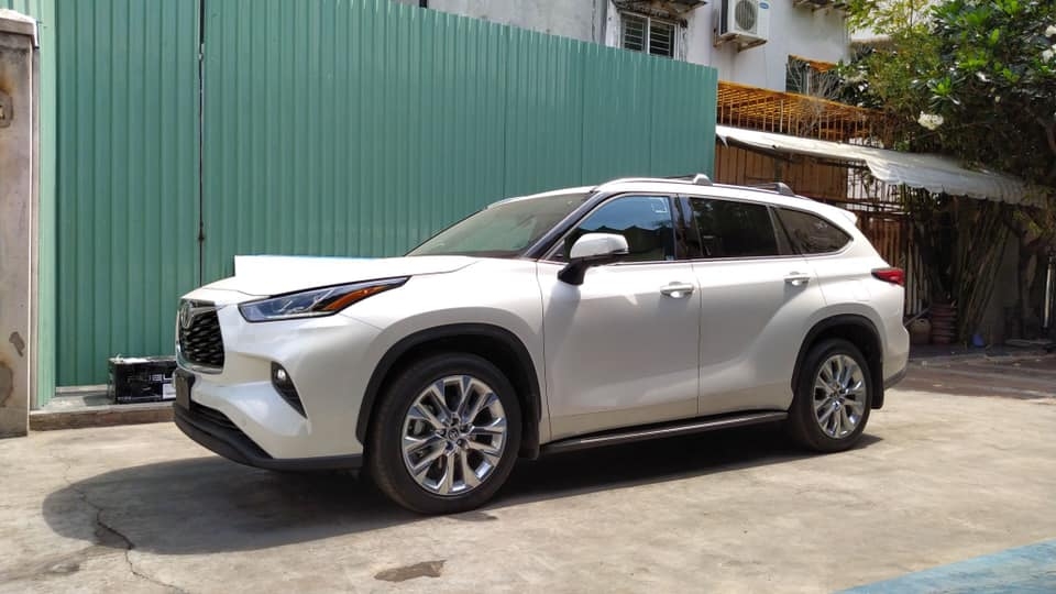 can canh toyota highlander limited 2020 dau tien den viet nam