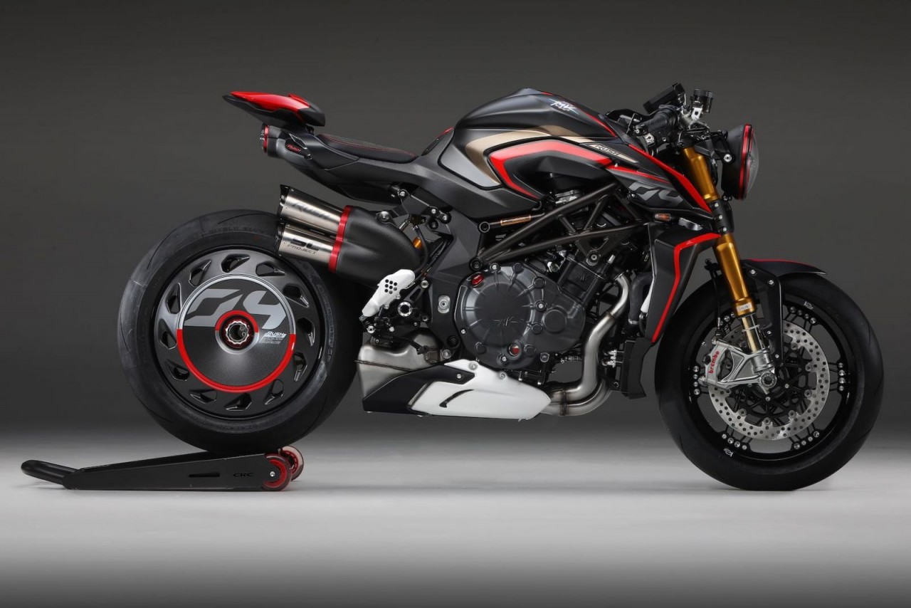 mv agusta rush 1000 co gia khoi diem tu 34000 euro