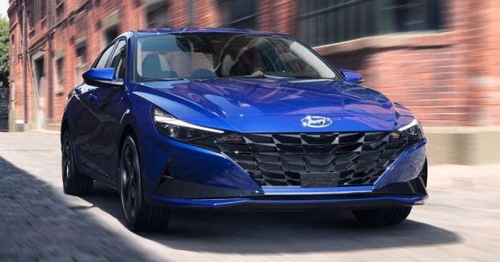 Hyundai giới thiệu Elantra 2021 giá rẻ tại Malaysia