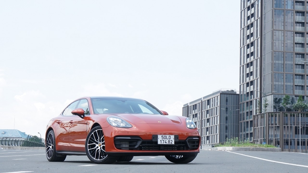 Đánh giá Porsche Panamera 2021: Nâng cấp nhẹ, thiết kế không đổi