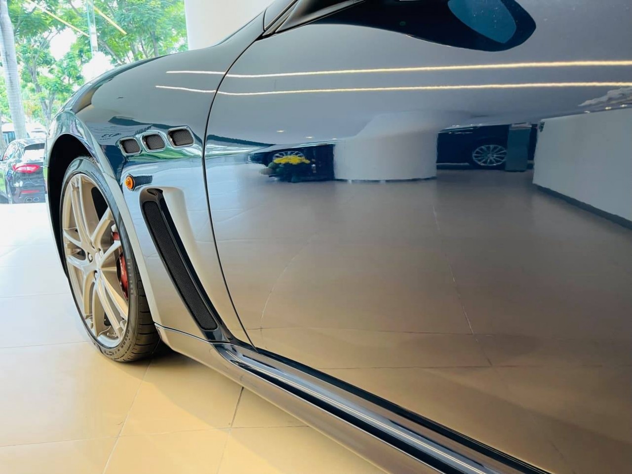 Cận cảnh Maserati GranTurismo Sport tại Việt Nam với giá 13,8 tỷ đồng
