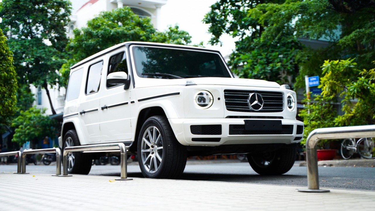 Cận cảnh Mercedes-Benz G-class 'giá rẻ' đầu tiên về Việt Nam