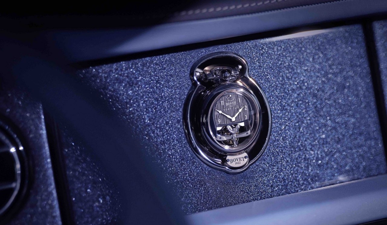 Rolls-Royce trình làng xe siêu sang mui trần mới mang tên ‘Boat Tail’