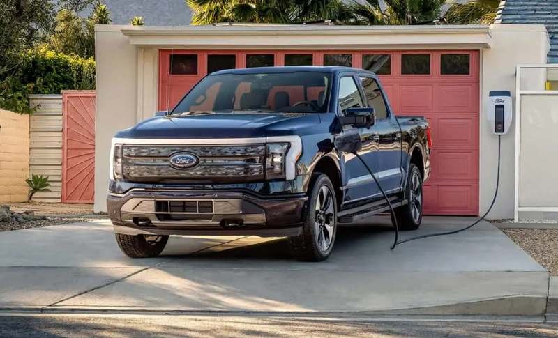 Ford F-150 Lightning 'cháy hàng', khách mua phải đợi đến năm 2023