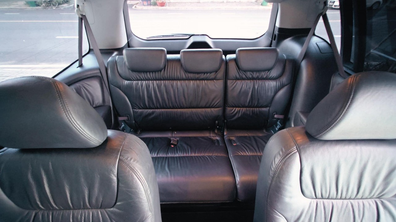 Honda Odyssey Touring 14 năm tuổi có giá chưa tới 600 triệu đồng