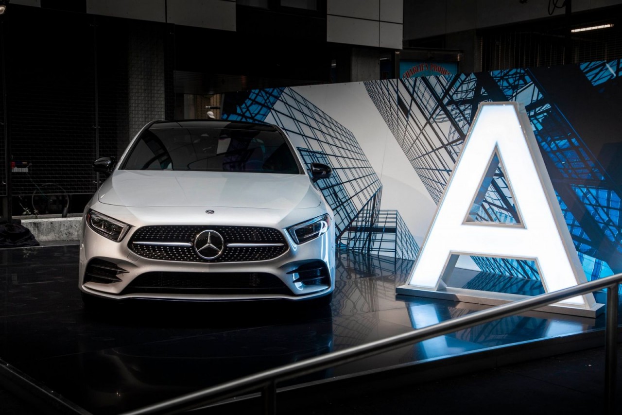 Mercedes-Benz loại bỏ một số dòng xe
