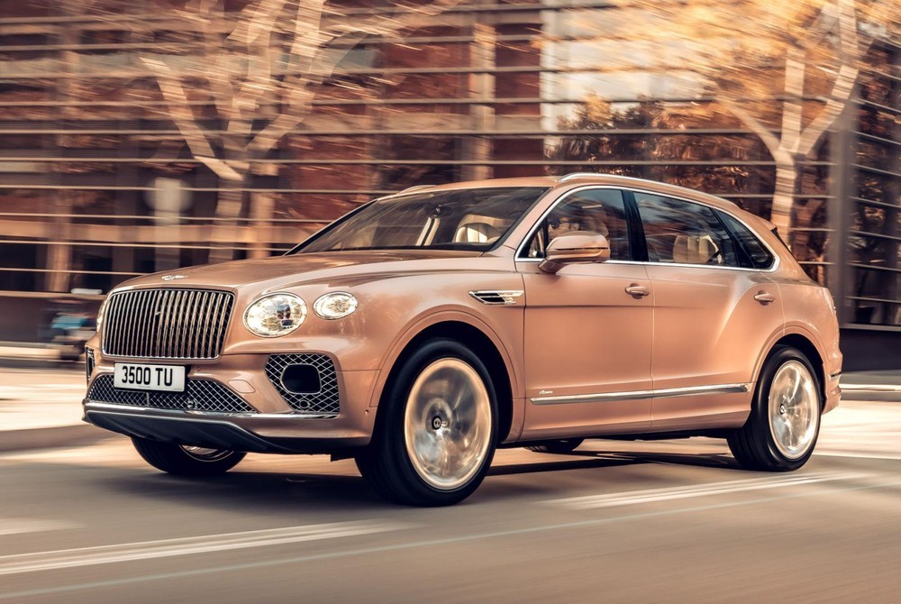 Bentley Bentayga EWB ra mắt với khoang nội thất rộng nhất phân khúc