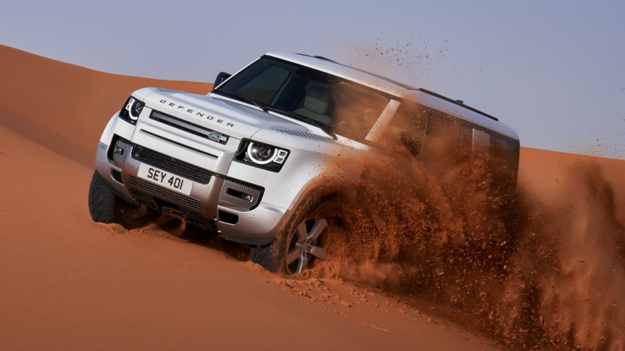 Land Rover Defender 130 sẽ ra mắt vào cuối tháng 5