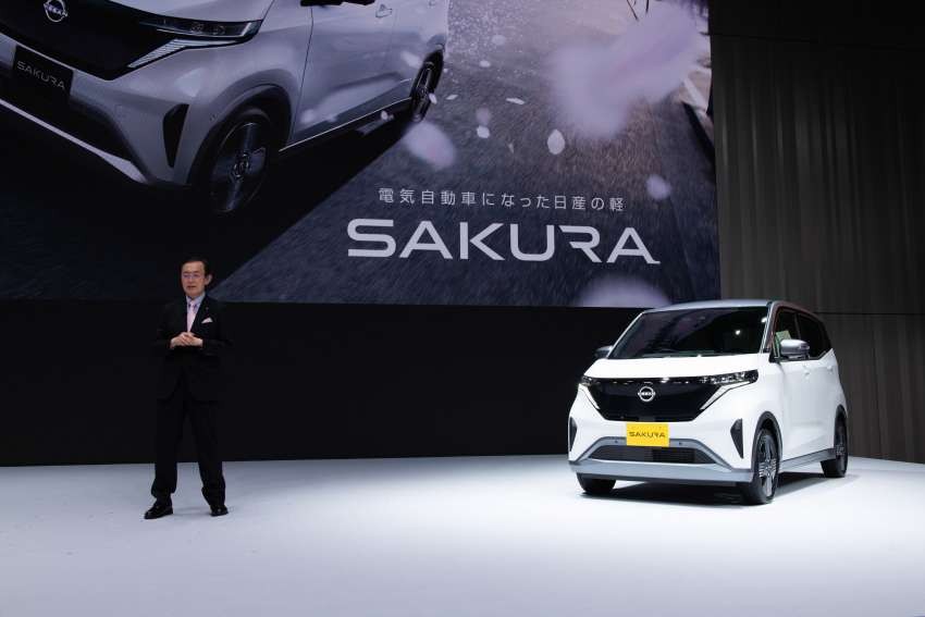 Sakura mẫu xe điện giá rẻ, cỡ nhỏ đầu tiên của Nissan