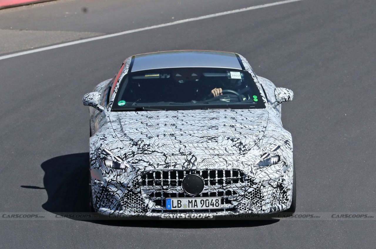 Bắt gặp Mercedes-AMG GT 2023 trên đường thử