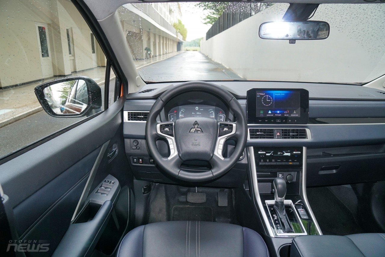 Đánh giá Mitsubishi Xpander Cross 2023