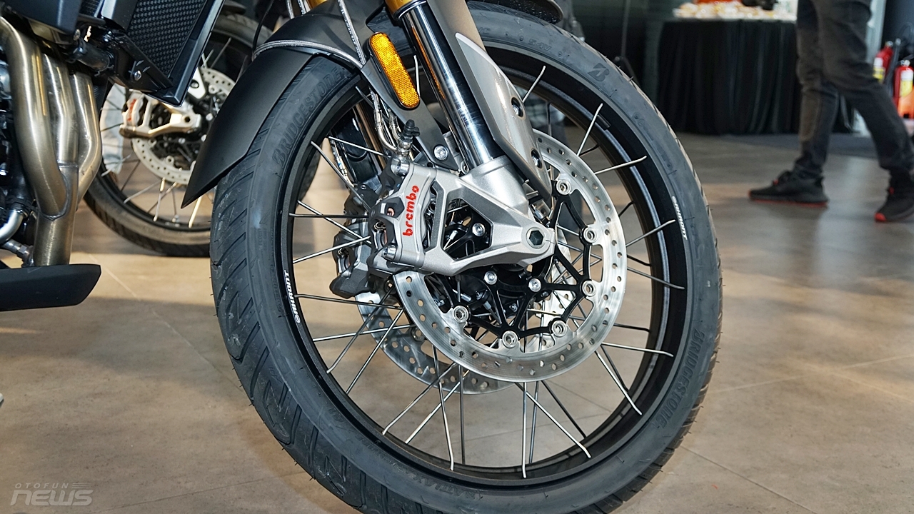 triumph tiger 900 2020 ra mat voi gia tu 369 trieu dong