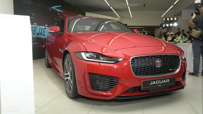 Jaguar XE và Land Rover Discovery Sport hoàn toàn mới có mặt tại Việt Nam
