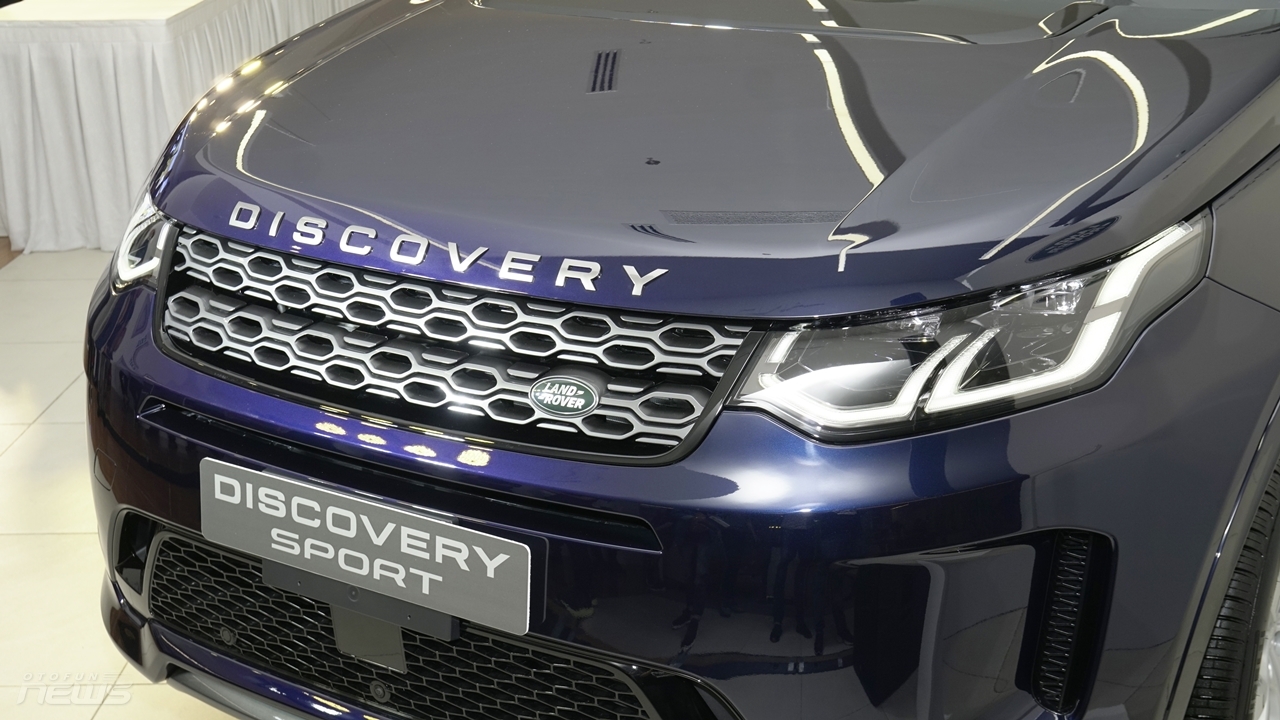 can canh land rover discovery sport 2020