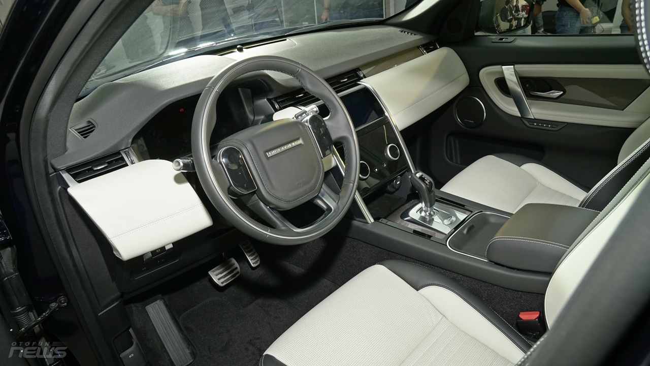 can canh land rover discovery sport 2020