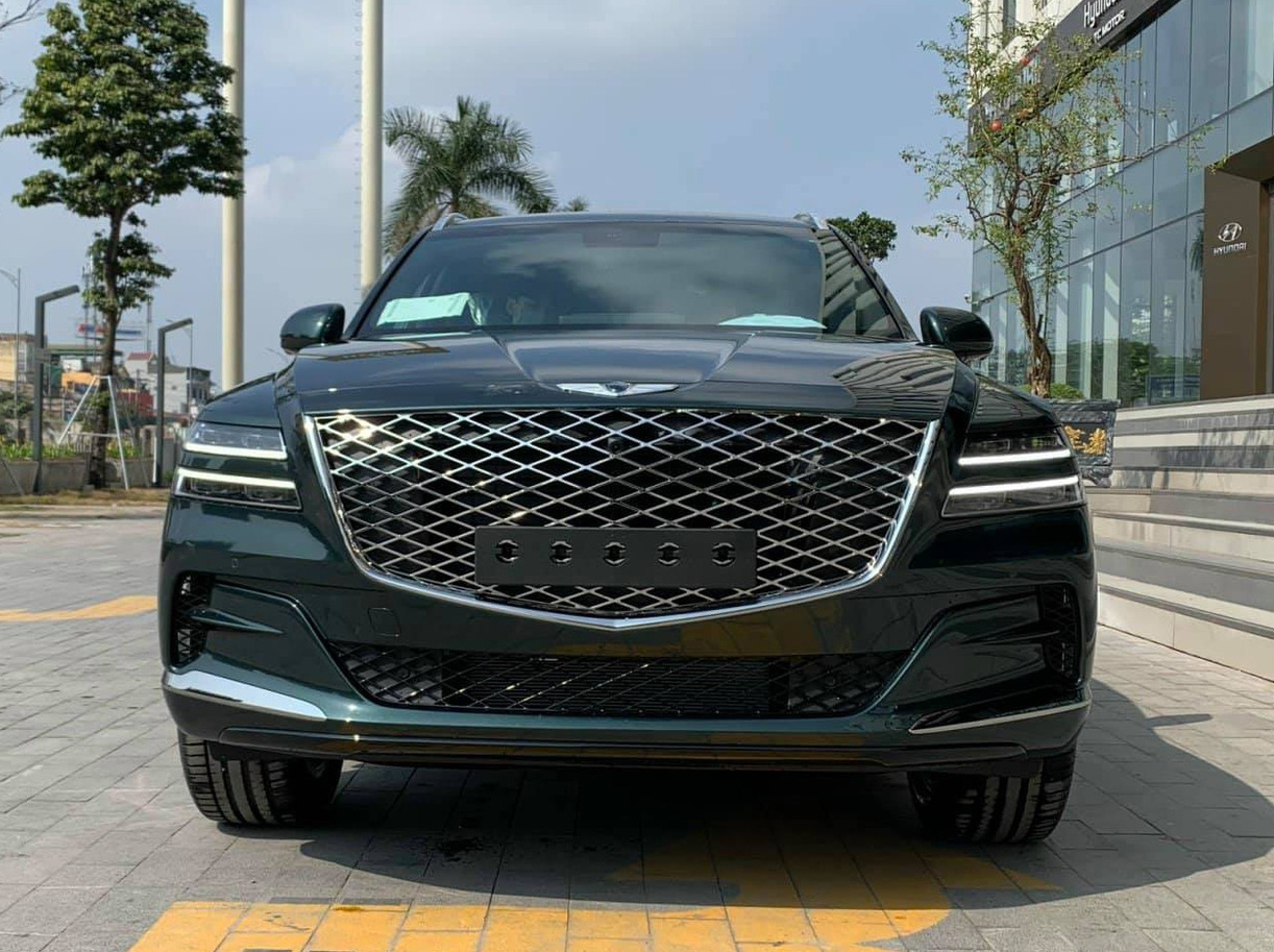 Genesis GV80 được đại lý Hyundai chào bán với giá 3,95 tỷ đồng