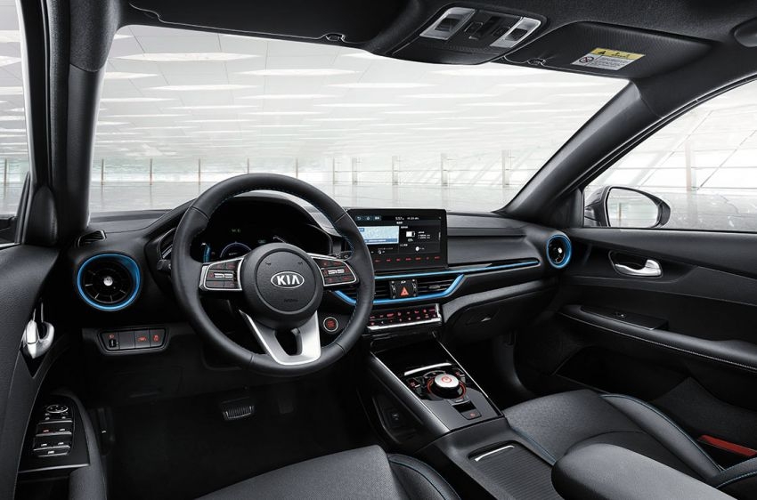 Kia K3 có thêm phiên bản chạy bằng điện