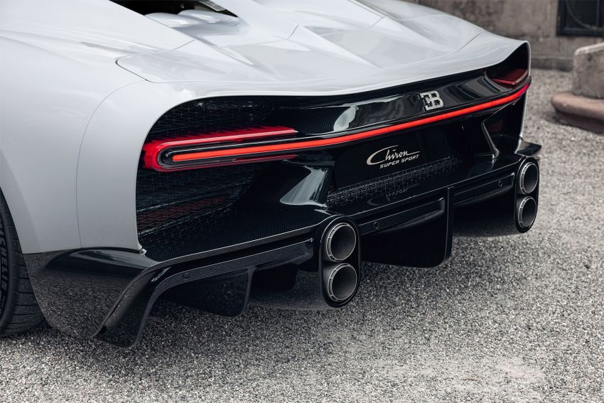 Bugatti Chiron Super Sport ra mắt, đạt tốc độ 'cất cánh' 440 km/h