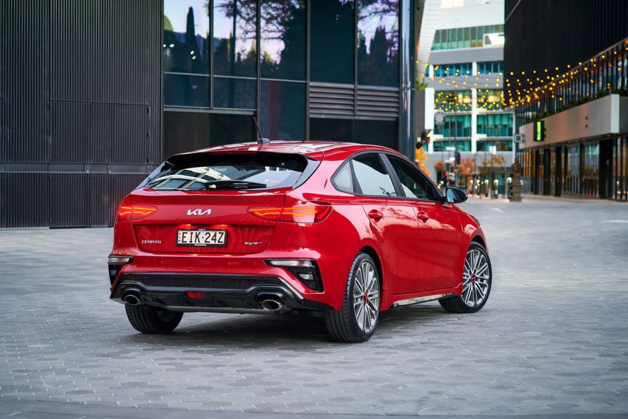 Kia Cerato 2022 ra mắt với 4 phiên bản, chờ ngày về Việt Nam