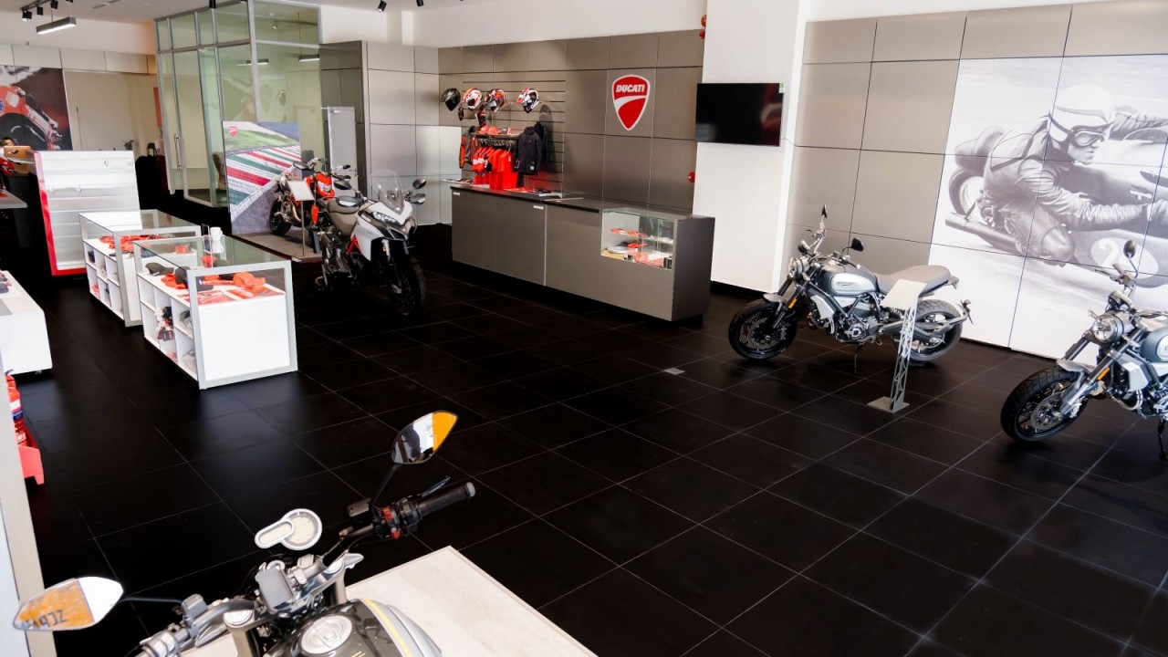Ducati khai trương phòng trưng bày và xưởng dịch vụ mới tại Hà Nội