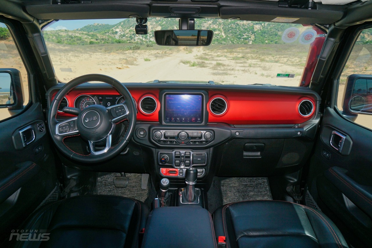 Jeep Gladiator 2023: Mẫu bán tải không dành cho số đông