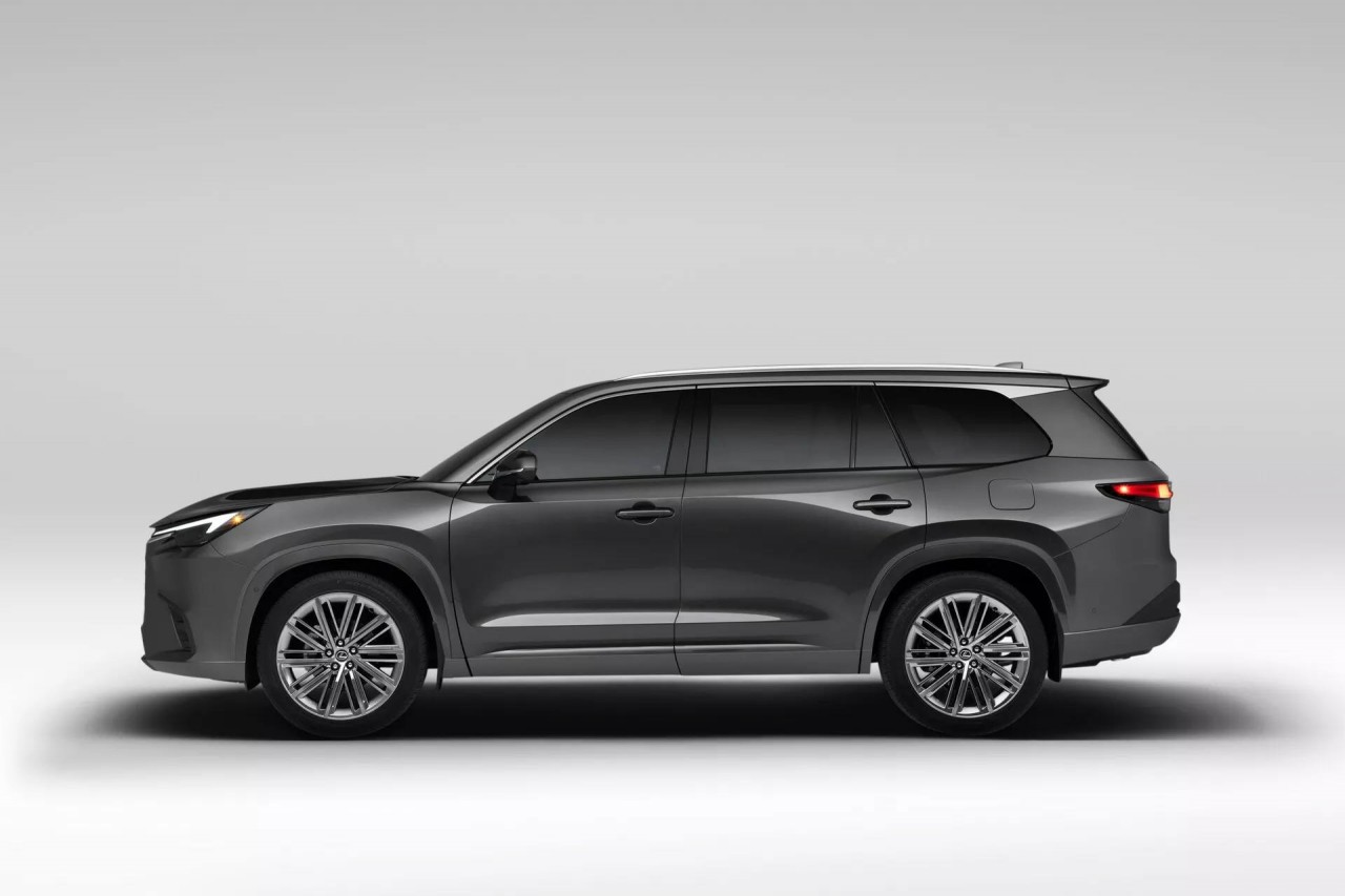 Lexus TX 2024 có giá quy đội 1,3 tỷ đồng tại Mỹ