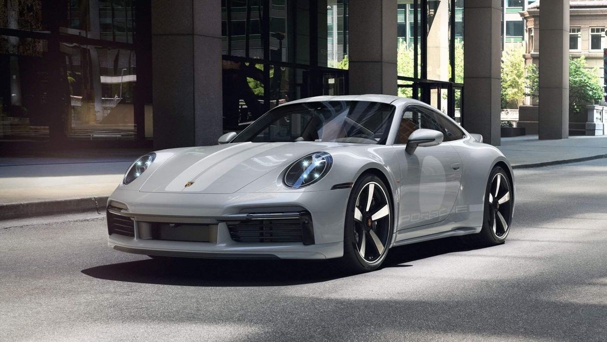 Doanh nhân Quốc Cường chính thức nhận chiếc Porsche 911 Sport Classic 2023