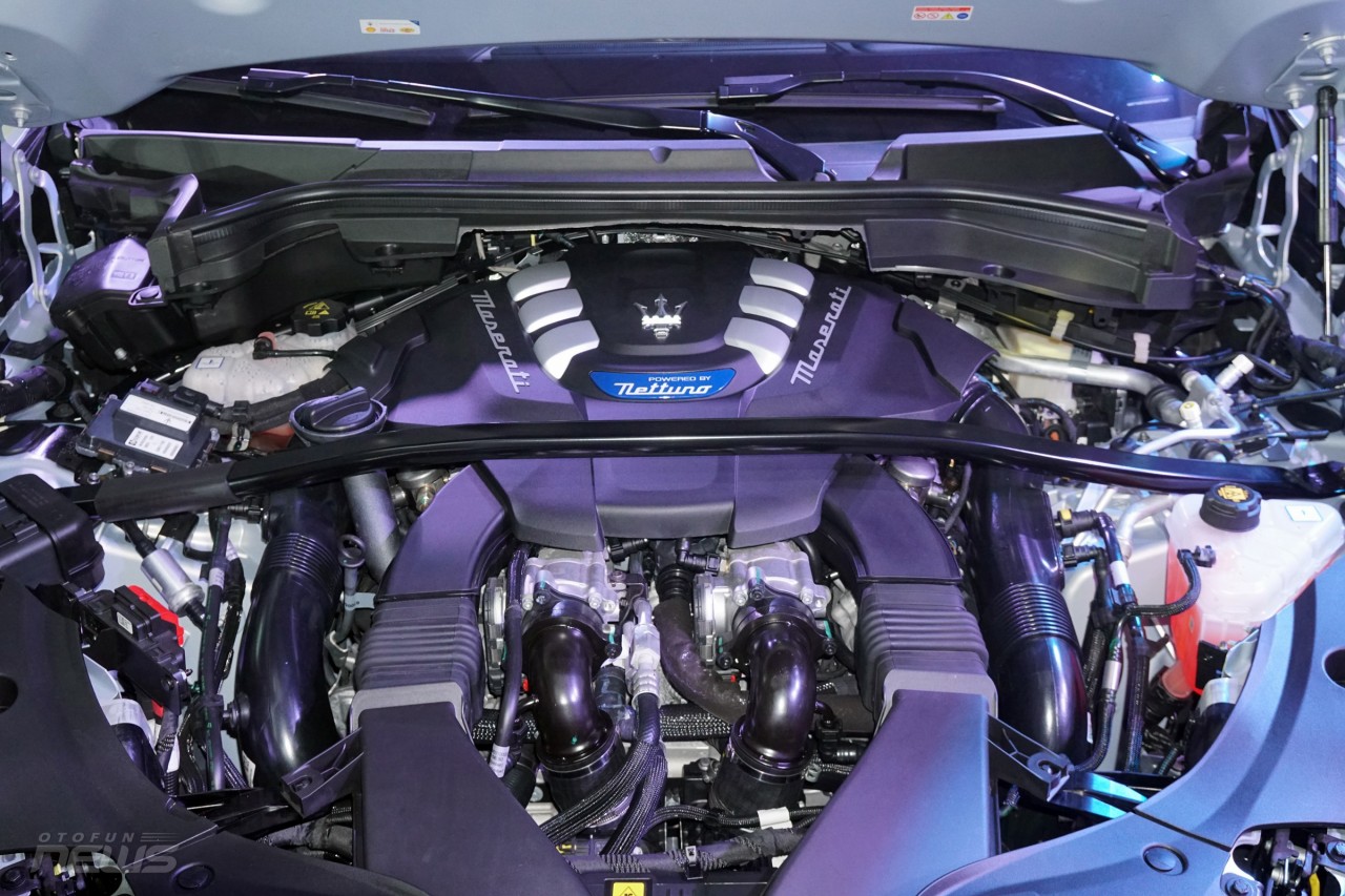 Cận cảnh Maserati Grecale Trofeo giá 7,5 tỷ đồng