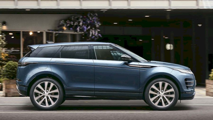 Cận cảnh Range Rover Evoque 2024 với nội thất mới