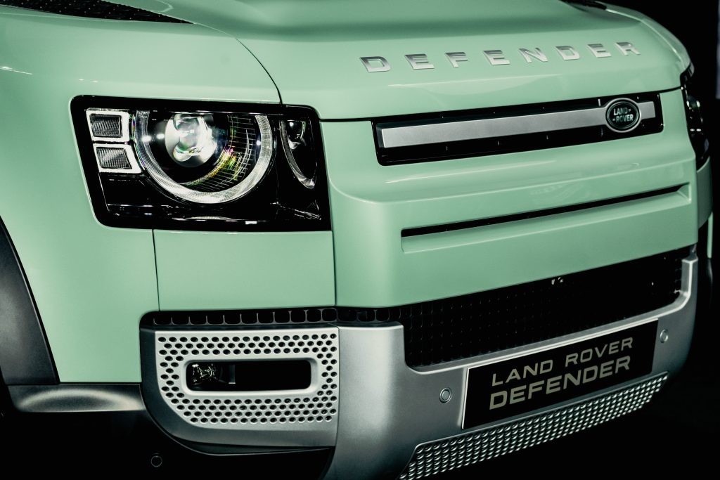 Land Rover Defender phiên bản kỷ niệm 75 năm có mặt tại Việt Nam