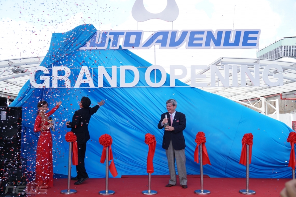trung tam mua ban xe cu den tu nhat ban auto avenue tokyo chinh thuc khai truong