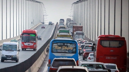 Khuyến cáo ô tô tránh Cao tốc TP Hồ Chí Minh - Long Thành