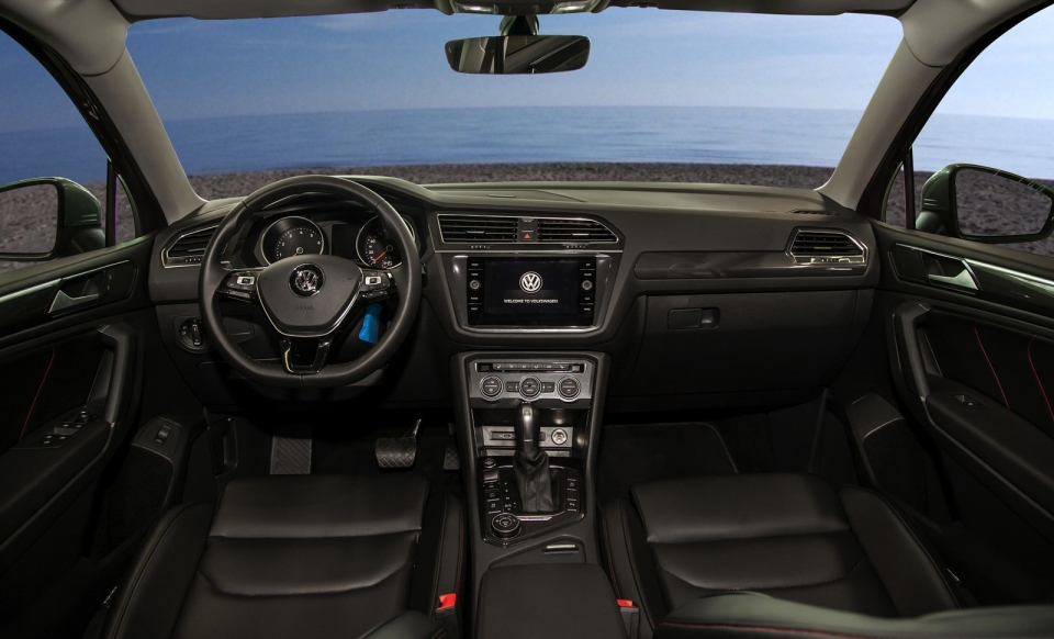 volkswagen tiguan allspace chinh thuc den tay khach hang