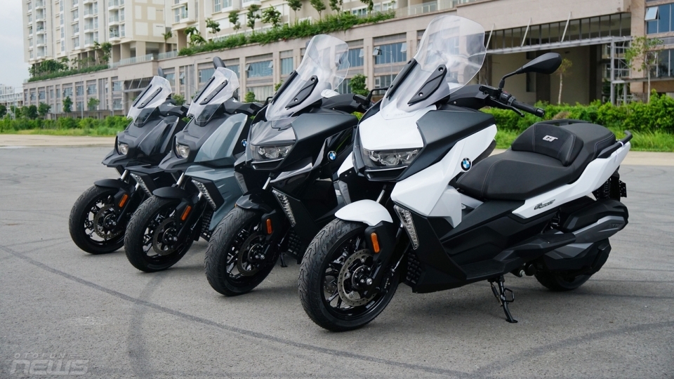 BMW Motorrad giới thiệu xe tay ga phân khối lớn C400 X và C400 GT