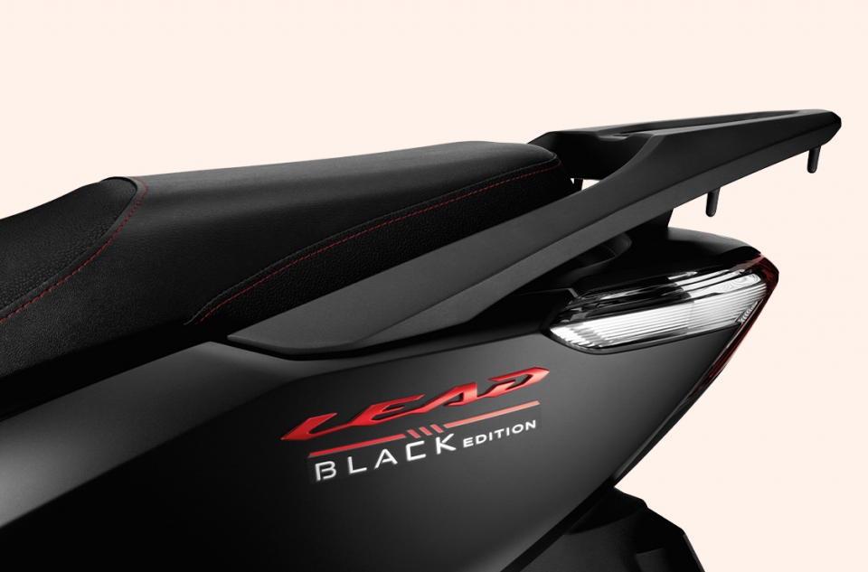 honda lead 125 phien ban moi gia tu 383 trieu dong