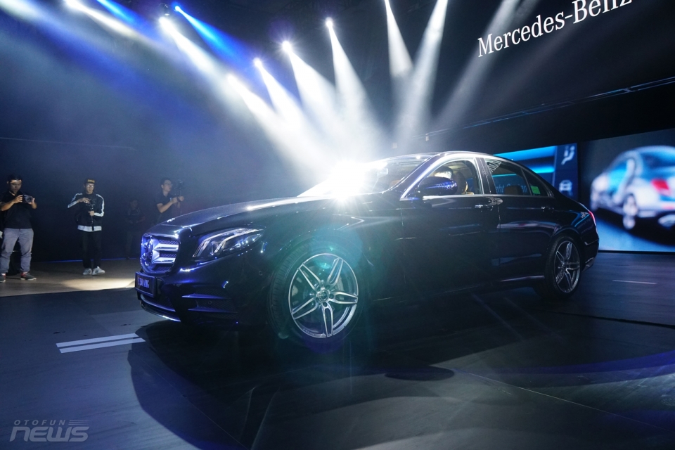 trien lam mercedes benz fascination lan thu 9 chinh thuc dien ra 17352