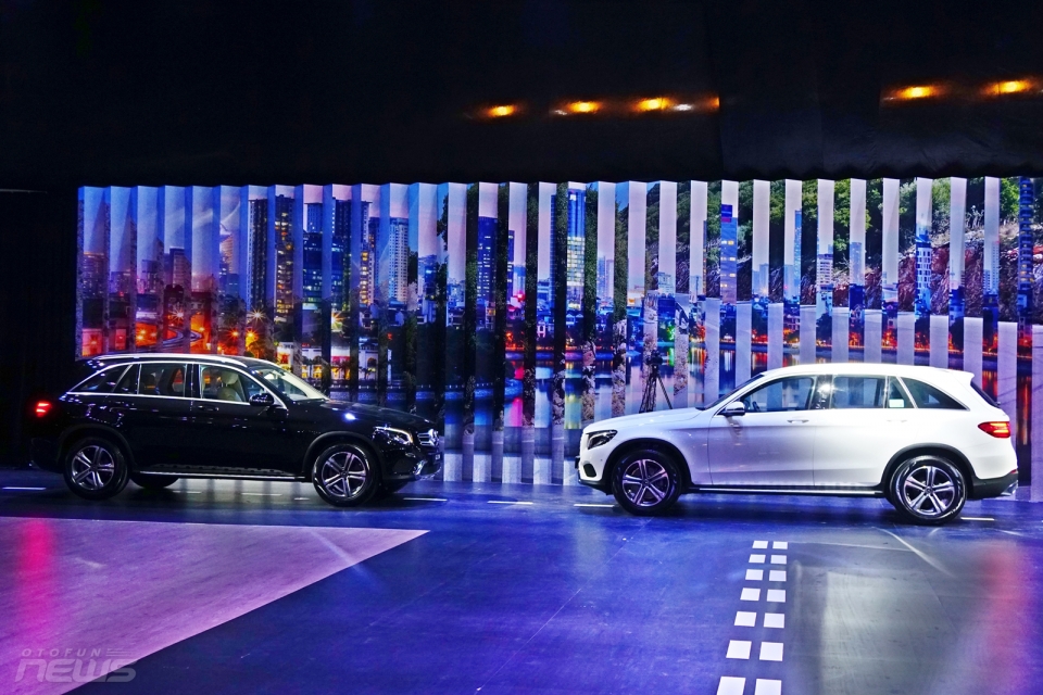 trien lam mercedes benz fascination lan thu 9 chinh thuc dien ra 17352