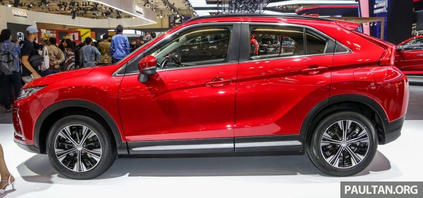 mitsubishi eclipse cross ra mat gia 792 trieu dong