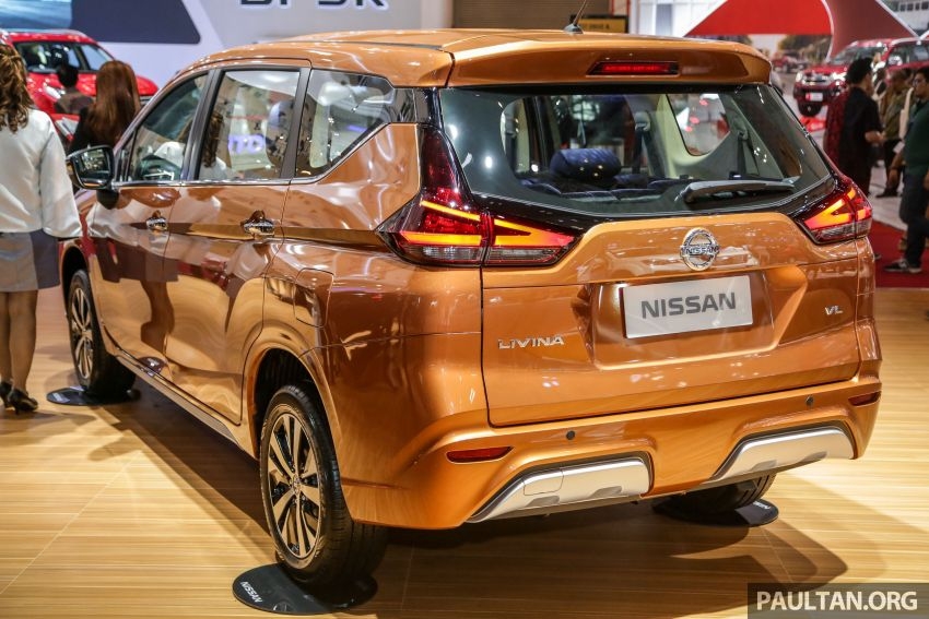 nissan livina ra mat anh em song sinh cua mitsubishi xpander