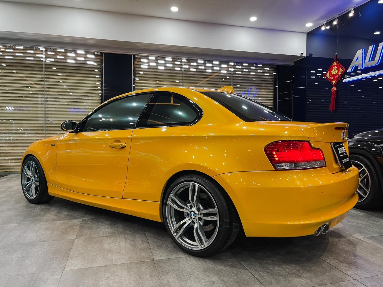 Hàng hiếm 'BMW128i Coupe' lên sàn với giá 790 triệu đồng