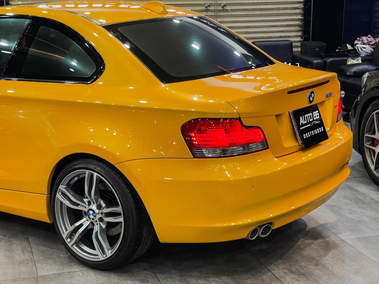 Hàng hiếm 'BMW128i Coupe' lên sàn với giá 790 triệu đồng