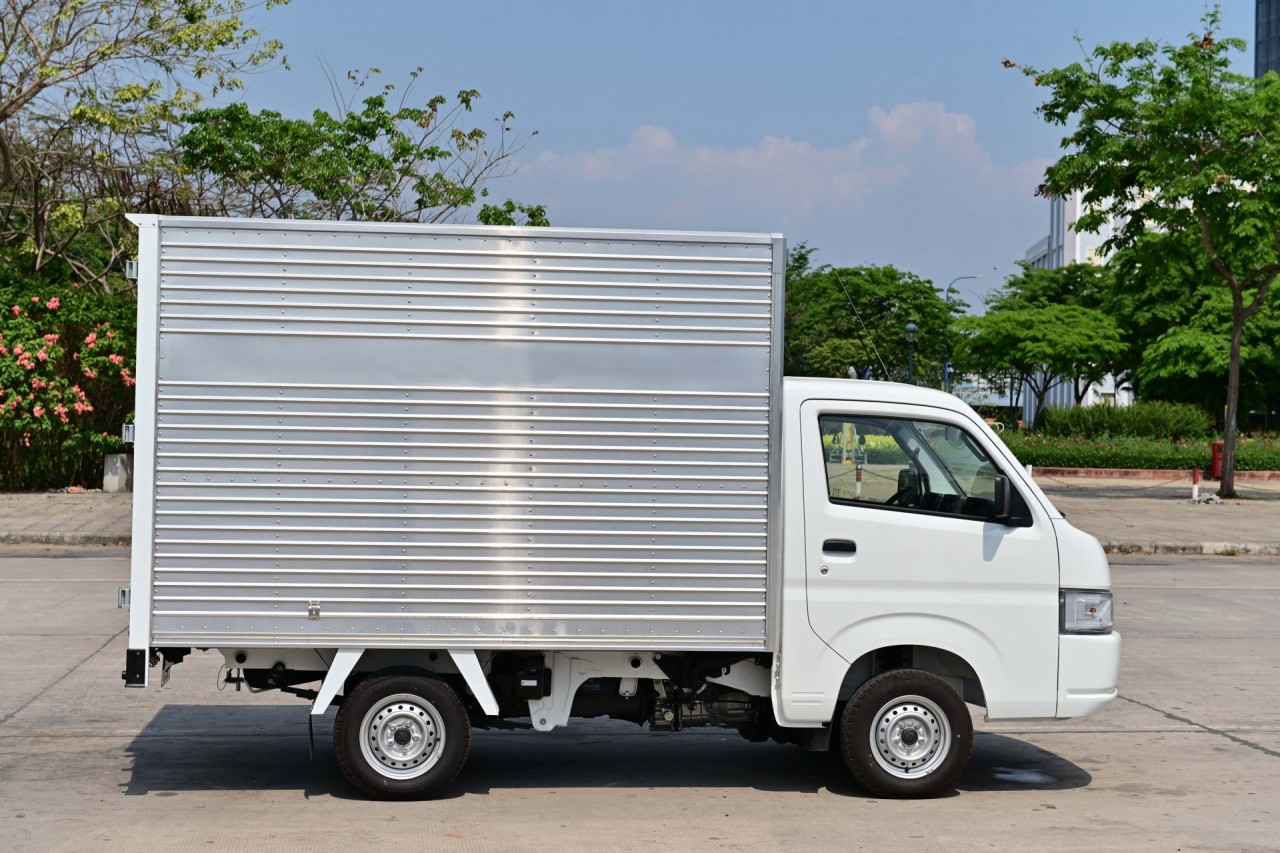 Suzuki Carry Pro, “người hùng phố thị” mùa giãn cách