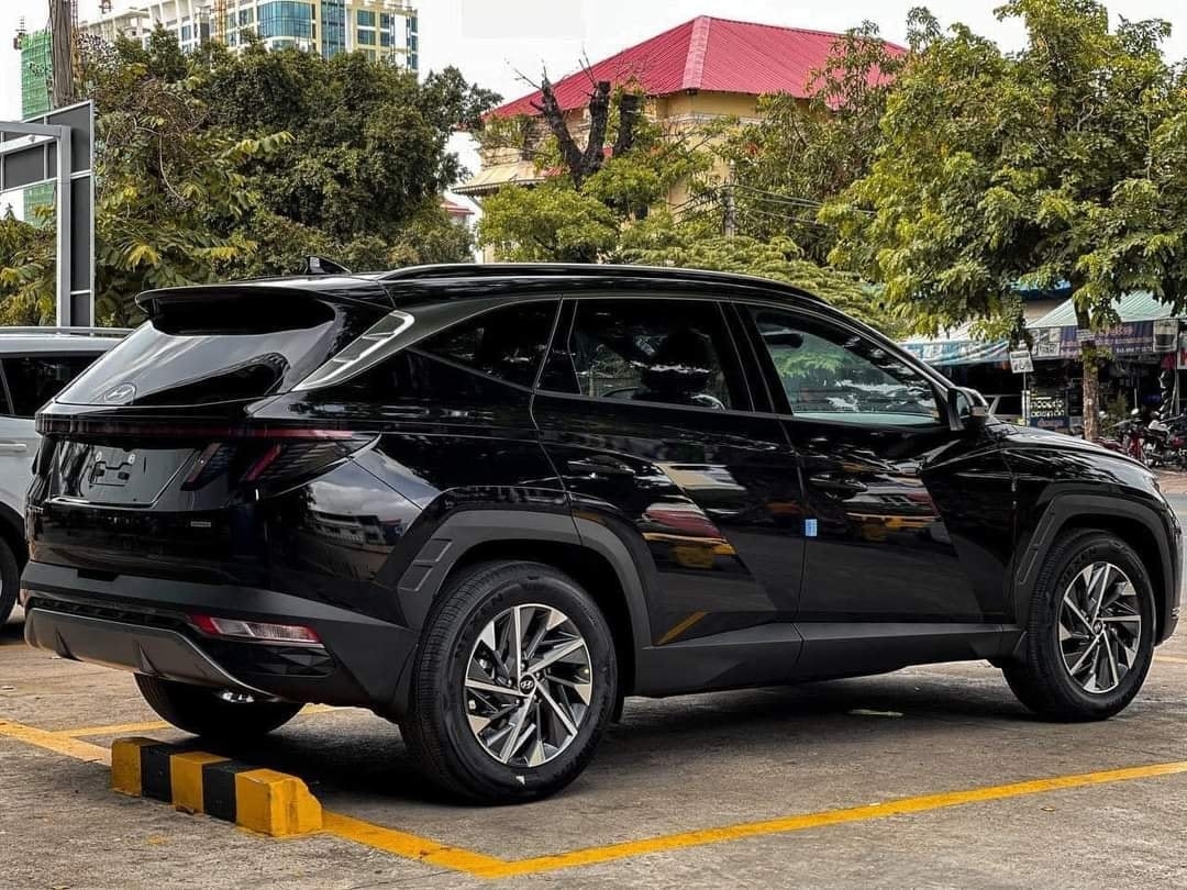 Cận cảnh Hyundai Tucson thế hệ mới tại Campuchia, giá 1,173 tỷ đồng